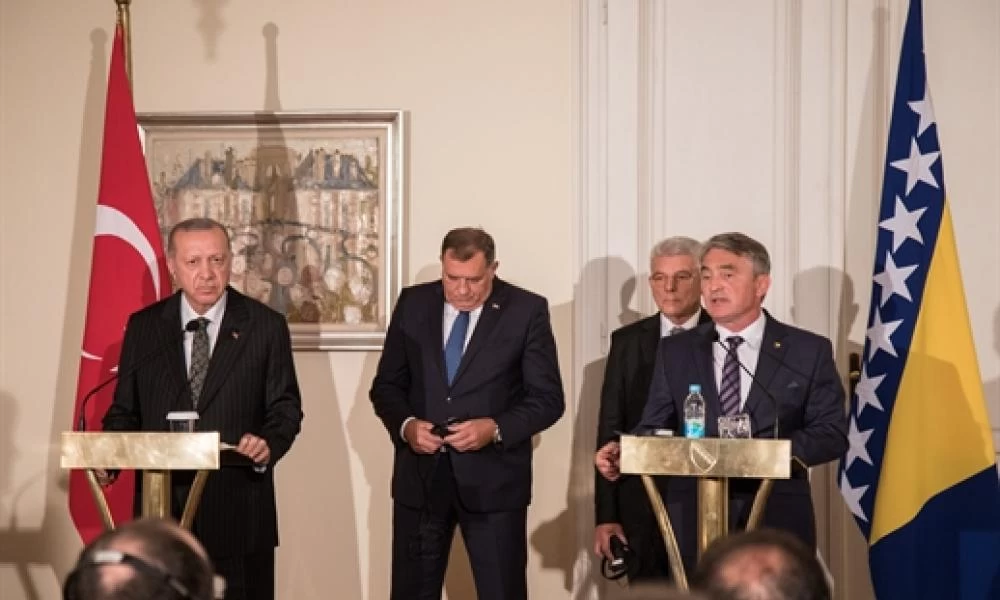 Η Τουρκία αυξάνει την επιρροή της στη Βοσνία-Ερζεγοβίνη με όπλο την οικονομία-θρησκεία-ενέργεια